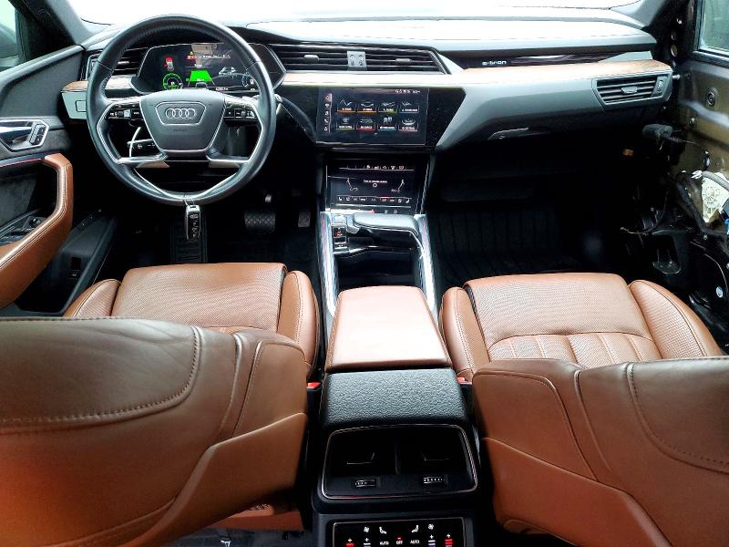 Продажа на аукционе авто 2019 Audi E-tron, vin: WA1VAAGE6KB015517, номер лота: 79705655
