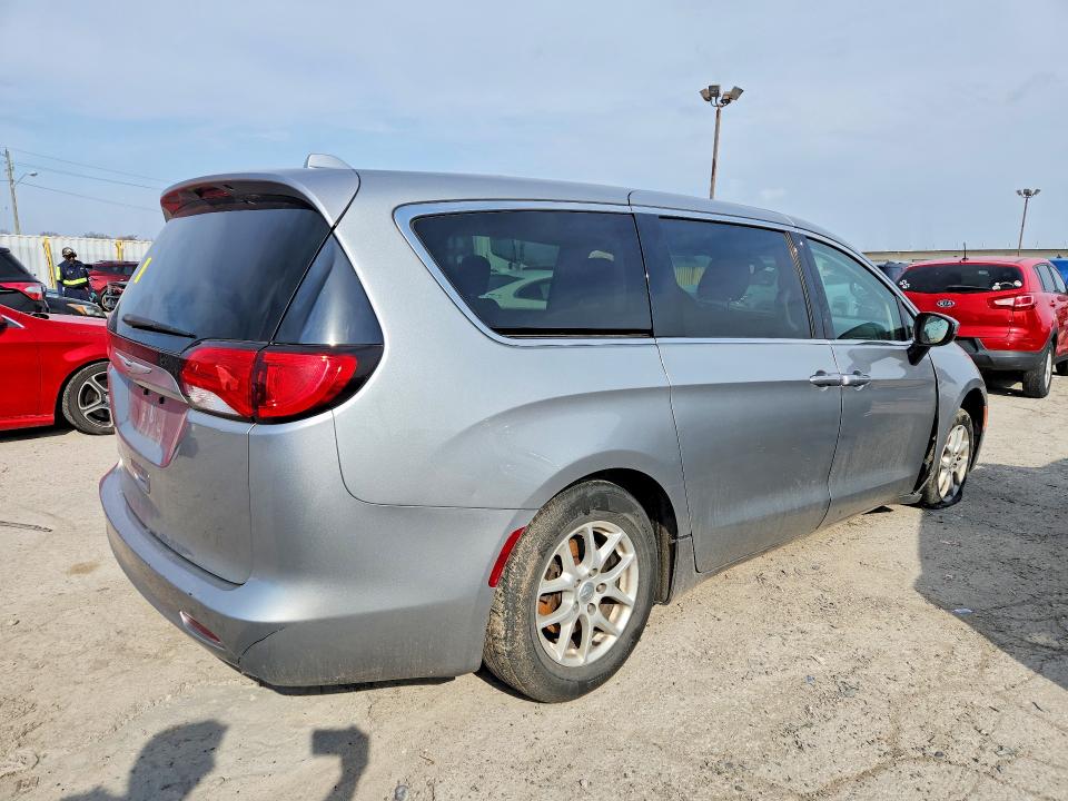 2017 Chrysler Pacifica მანქანა იყიდება აუქციონზე, vin: 2C4RC1CG4HR553197, აუქციონის ნომერი: 48063986