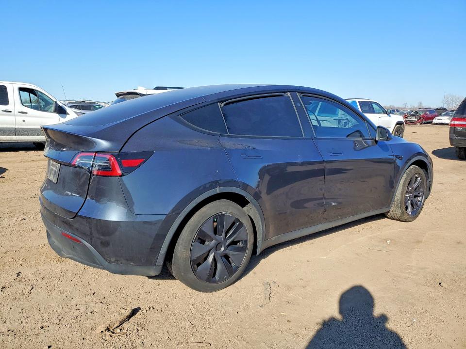 2025 Tesla Model Y მანქანა იყიდება აუქციონზე, vin: 7SAYGDEE0SF255359, აუქციონის ნომერი: 47238236