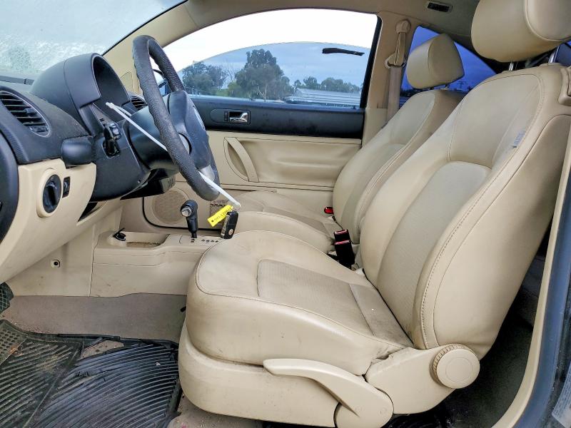 Продажа на аукционе авто 2010 Volkswagen New Beetle, vin: 3VWPG3AG3AM018186, номер лота: 48013466