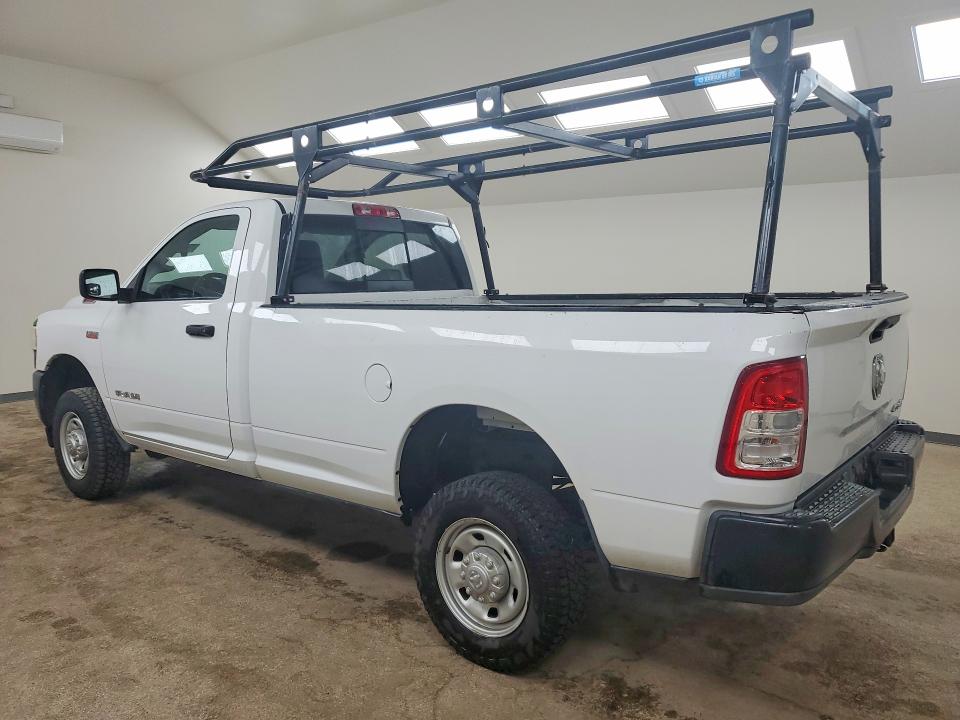 47052526 :رقم المزاد ، 3C6MR5AJ1NG130987 vin ، 2022 Ram 2500 مزاد بيع