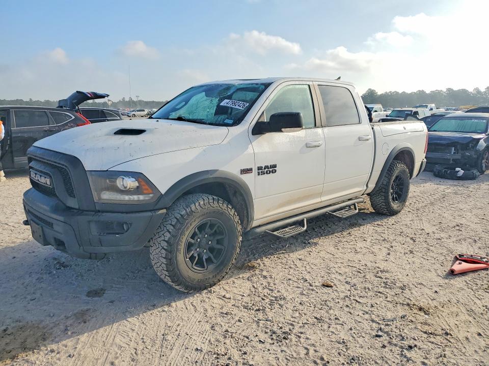 Продажа на аукционе авто 2018 Ram 1500, vin: 1C6RR7YT5JS111791, номер лота: 47992426