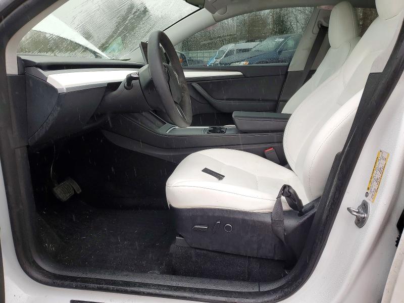 2024 Tesla Model Y მანქანა იყიდება აუქციონზე, vin: 7SAYGAEE4RF124542, აუქციონის ნომერი: 46072066