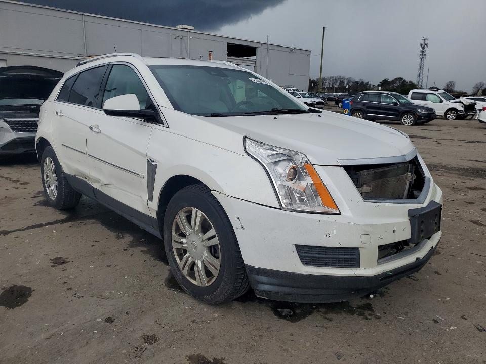 45484746 :رقم المزاد ، 3GYFNEE3XFS581756 vin ، 2015 Cadillac Srx مزاد بيع