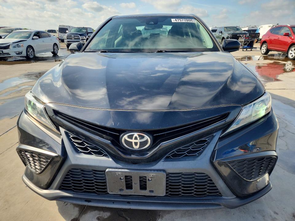 2021 Toyota Camry მანქანა იყიდება აუქციონზე, vin: 4T1G11AK0MU530366, აუქციონის ნომერი: 47572806
