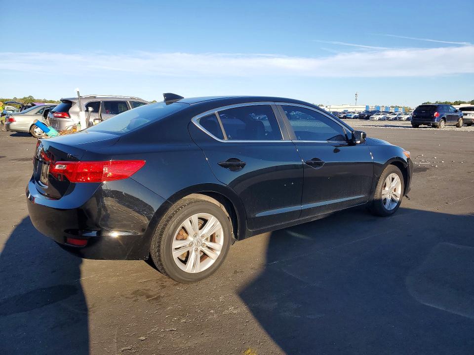 Auction sale of the 2013 Acura Ilx, vin: 19VDE1F32DE000453, lot number: 46308786