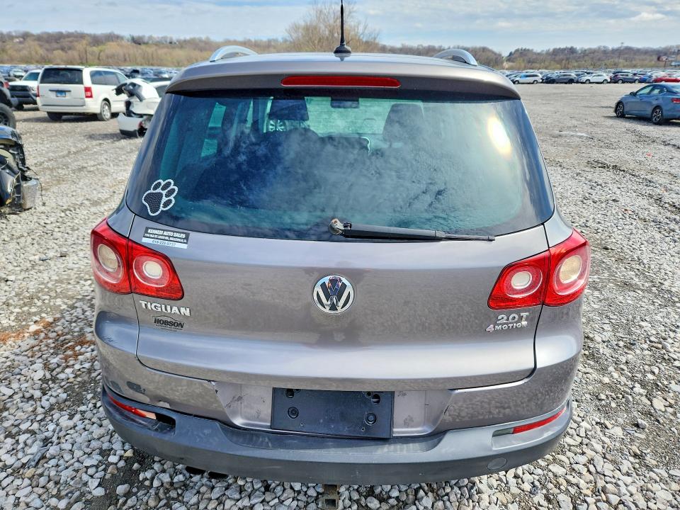47627646 :رقم المزاد ، WVGBV75NX9W520977 vin ، 2009 Volkswagen Tiguan مزاد بيع