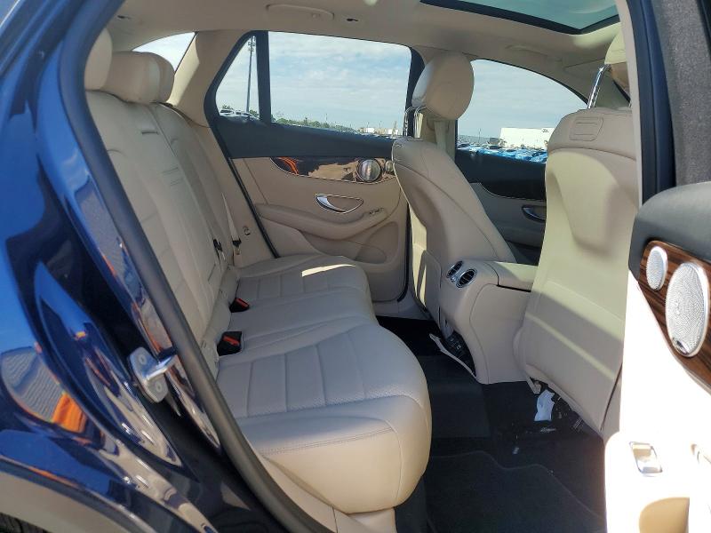 46332826 :رقم المزاد ، WDC0G4KB6JV023640 vin ، 2018 Mercedes-benz Glc مزاد بيع