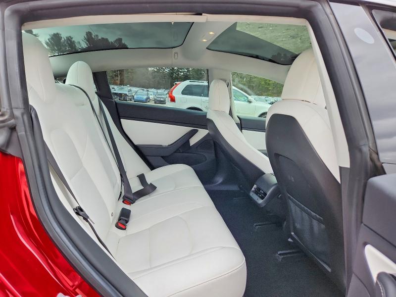 46298676 :رقم المزاد ، 5YJ3E1EB9JF074745 vin ، 2018 Tesla Model 3 مزاد بيع