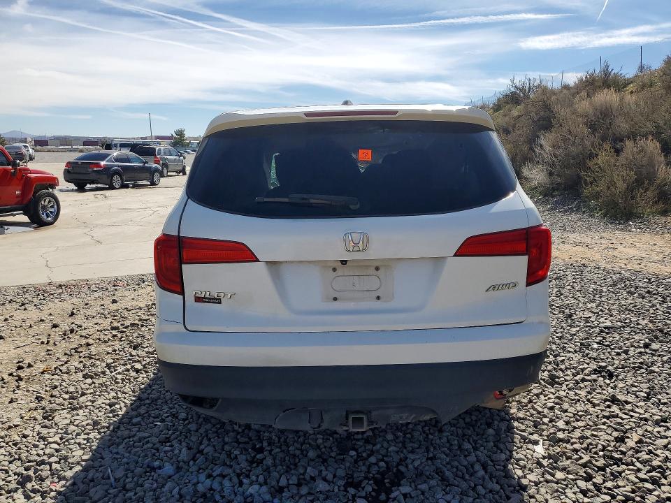 45659216 :رقم المزاد ، 5FNYF6H30JB012218 vin ، 2018 Honda Pilot مزاد بيع