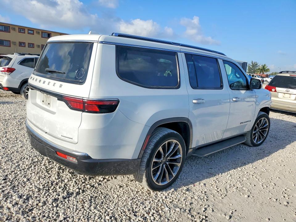 Продажа на аукционе авто 2022 Jeep Wagoneer, vin: 1C4SJVBT6NS166478, номер лота: 47538846