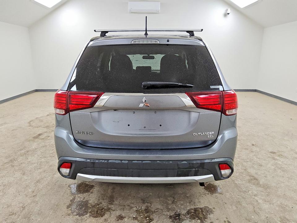 Продаж на аукціоні авто 2016 Mitsubishi Outlander, vin: JA4AZ3A33GZ044658, номер лоту: 47615786