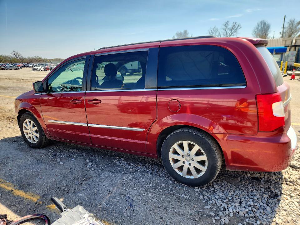 2014 Chrysler Town & Country მანქანა იყიდება აუქციონზე, vin: 2C4RC1BGXER325105, აუქციონის ნომერი: 46176796