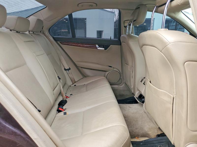 46016646 :رقم المزاد ، WDDGF8BBXBA506500 vin ، 2011 Mercedes-benz C مزاد بيع