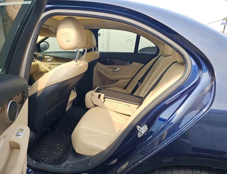 Продажа на аукционе авто 2017 Mercedes-benz C, vin: 55SWF4KBXHU216920, номер лота: 45596486
