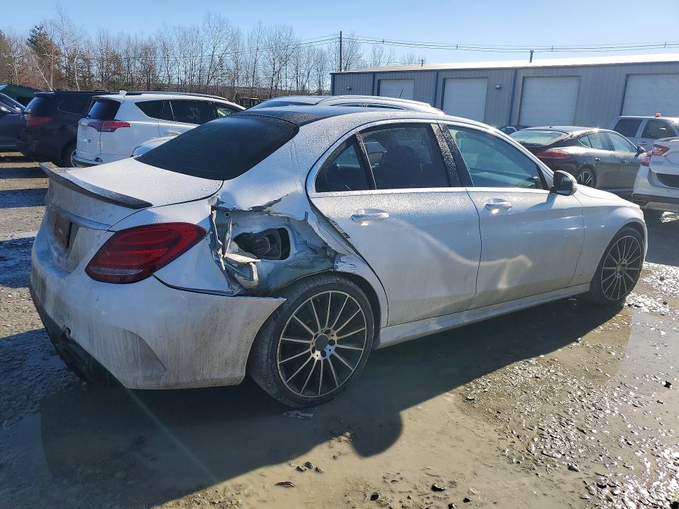 41962806 :رقم المزاد ، 55SWF4KB7FU010158 vin ، 2015 Mercedes-benz C مزاد بيع