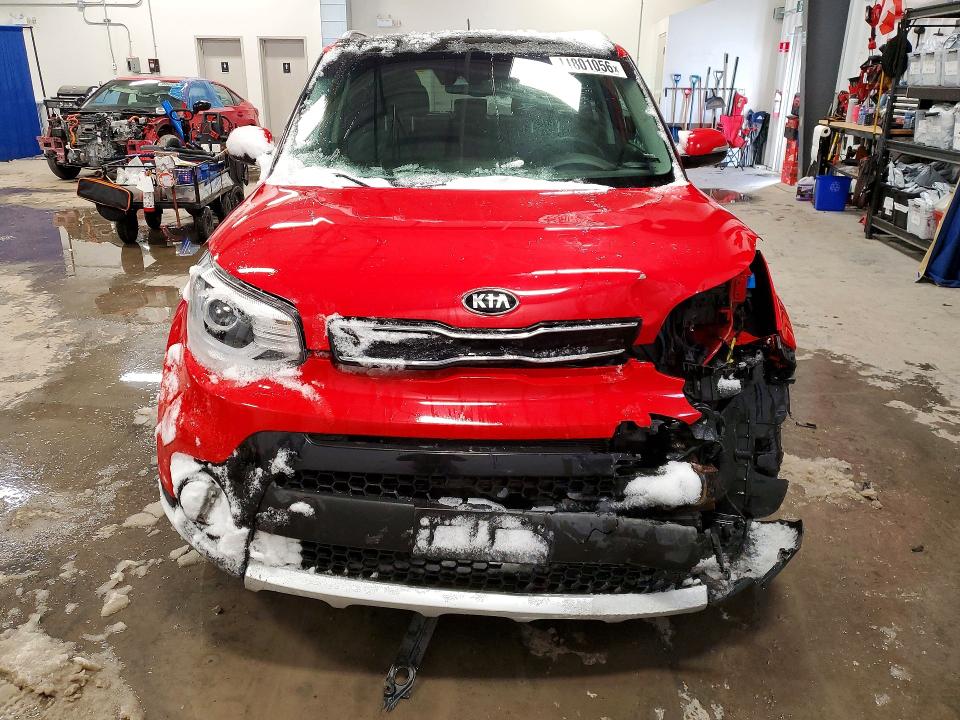 2017 Kia Soul მანქანა იყიდება აუქციონზე, vin: KNDJP3A55H7886749, აუქციონის ნომერი: 41801056