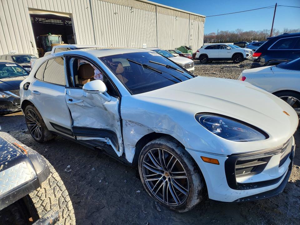 Продажа на аукционе авто 2023 Porsche Macan, vin: WP1AA2A57PLB12115, номер лота: 46831836