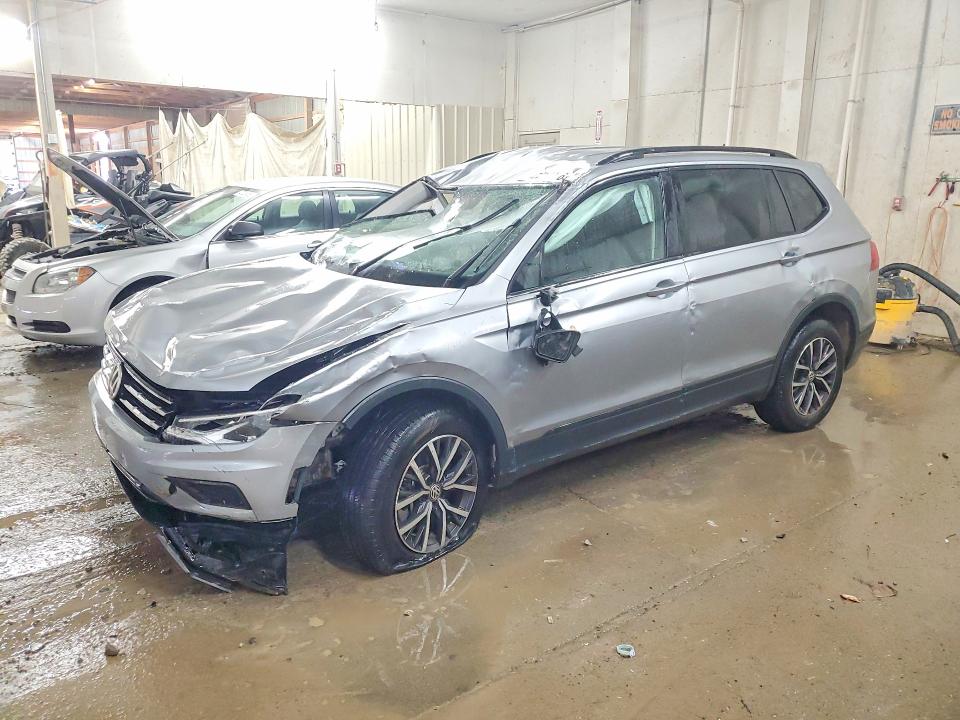 2021 Volkswagen Tiguan მანქანა იყიდება აუქციონზე, vin: 3VV0B7AX0MM112350, აუქციონის ნომერი: 47217436