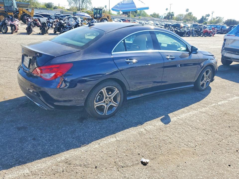 2018 Mercedes-benz Cla მანქანა იყიდება აუქციონზე, vin: WDDSJ4EB0JN637715, აუქციონის ნომერი: 47907366