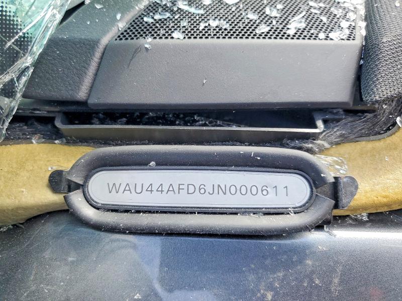 Продаж на аукціоні авто 2018 Audi A8, vin: WAU44AFD6JN000611, номер лоту: 41991516