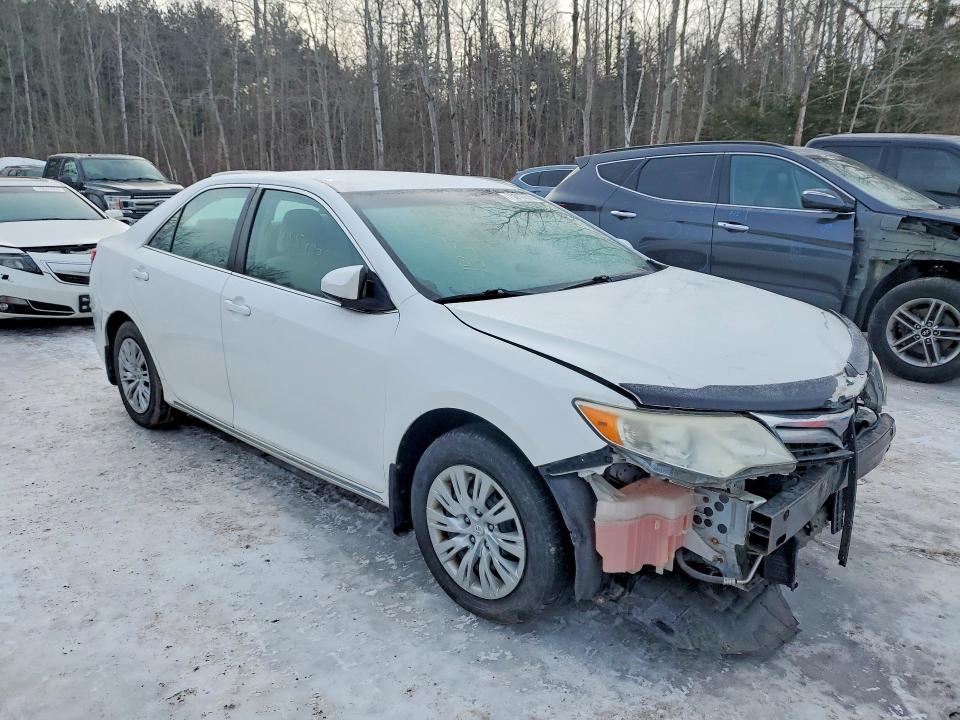 2014 Toyota Camry Le 4dr მანქანა იყიდება აუქციონზე, vin: 4T1BF1FK4EU731452, აუქციონის ნომერი: 75317675