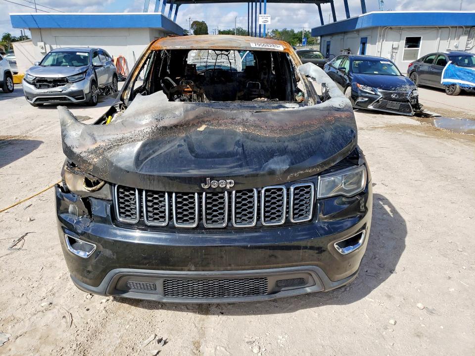 2017 Jeep Grand Cherokee მანქანა იყიდება აუქციონზე, vin: 1C4RJEAG9HC740699, აუქციონის ნომერი: 79508285