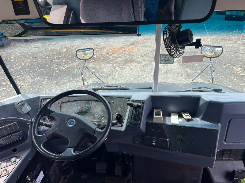 48076766 :رقم المزاد ، 1BAKGCPH4GF318755 vin ، 2015 Blue Bird School Bus مزاد بيع