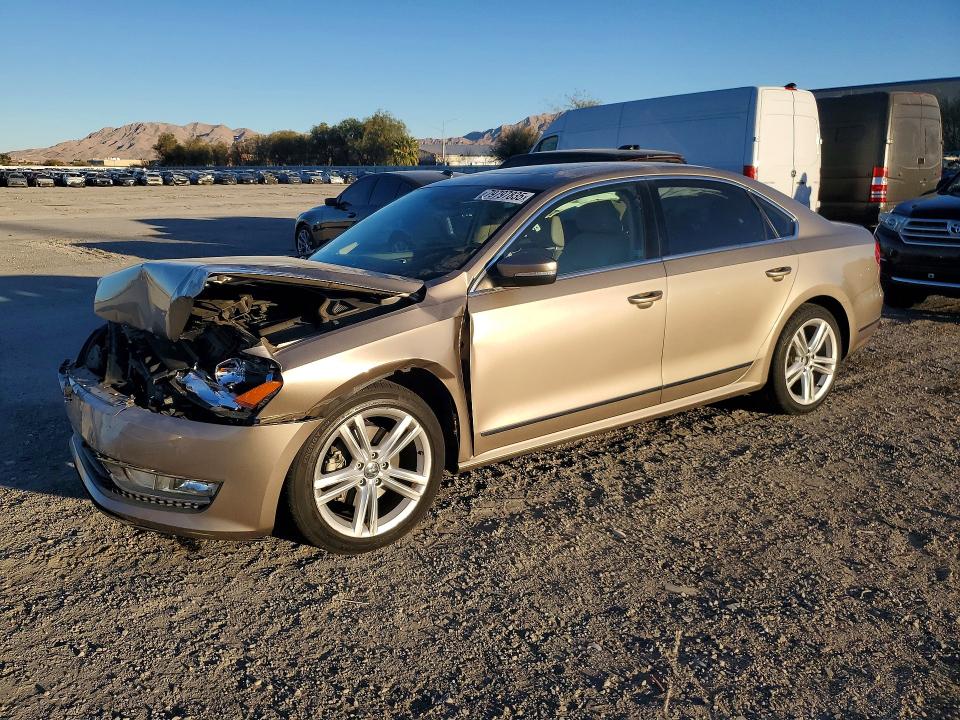Продажа на аукционе авто 2015 Volkswagen Passat, vin: 1VWCV7A39FC073534, номер лота: 79797835