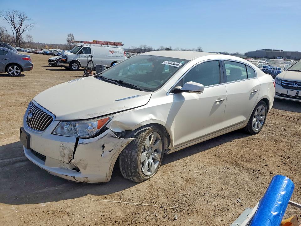 2013 Buick Lacrosse მანქანა იყიდება აუქციონზე, vin: 1G4GC5E31DF333232, აუქციონის ნომერი: 47902036