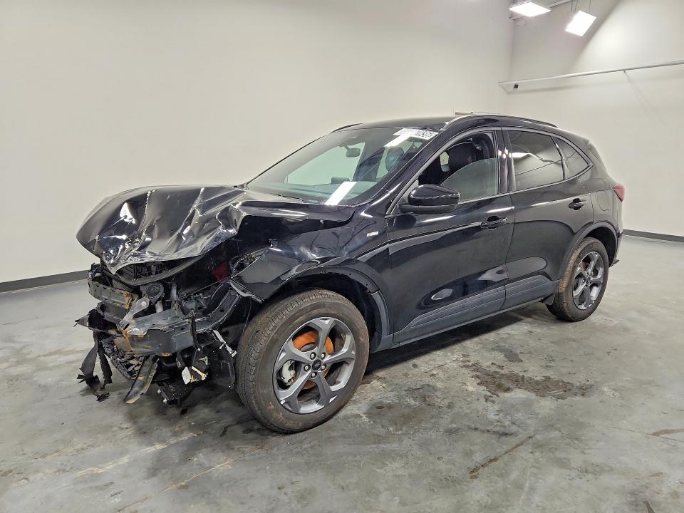 Продажа на аукционе авто 2025 Ford Escape, vin: 1FMCU9NA2SUB43322, номер лота: 48990436