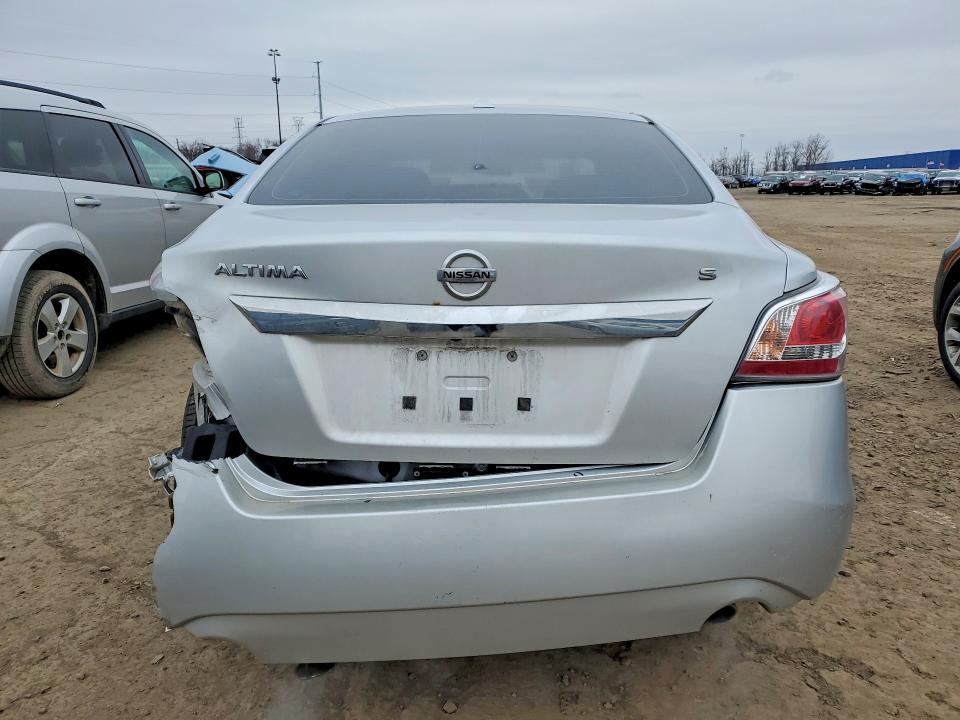 2015 Nissan Altima მანქანა იყიდება აუქციონზე, vin: 1N4AL3AP8FC233257, აუქციონის ნომერი: 45737106