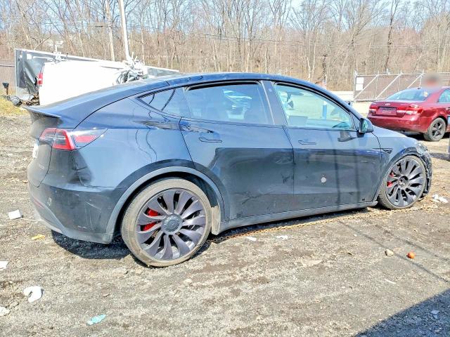47640196 :رقم المزاد ، 5YJYGDEF1MF178476 vin ، 2021 Tesla Model Y مزاد بيع