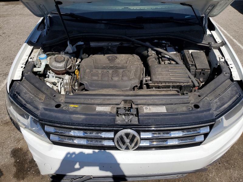 2018 Volkswagen Tiguan მანქანა იყიდება აუქციონზე, vin: 3VV3B7AX9JM061097, აუქციონის ნომერი: 47997386
