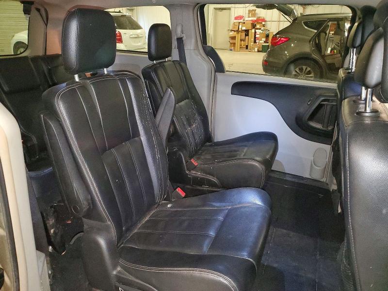 45925526 :رقم المزاد ، 2C4RC1BG9ER215677 vin ، 2014 Chrysler Town & Country مزاد بيع