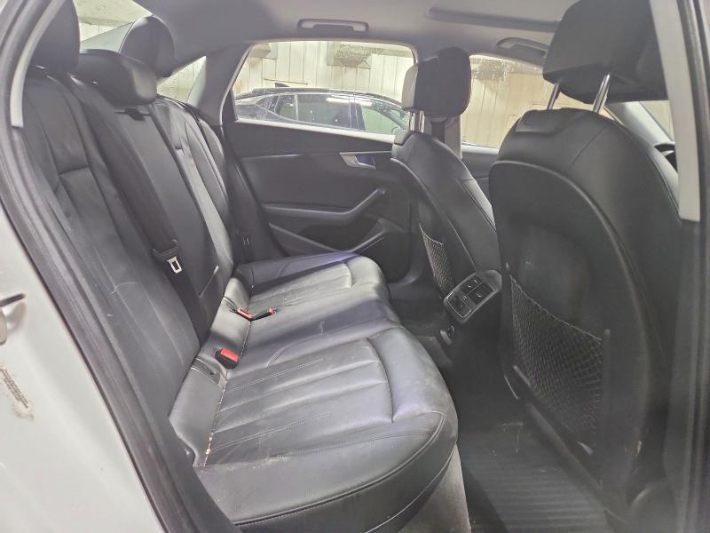 45641646 :رقم المزاد ، WAUDNAF45HN046115 vin ، 2017 Audi A4 مزاد بيع