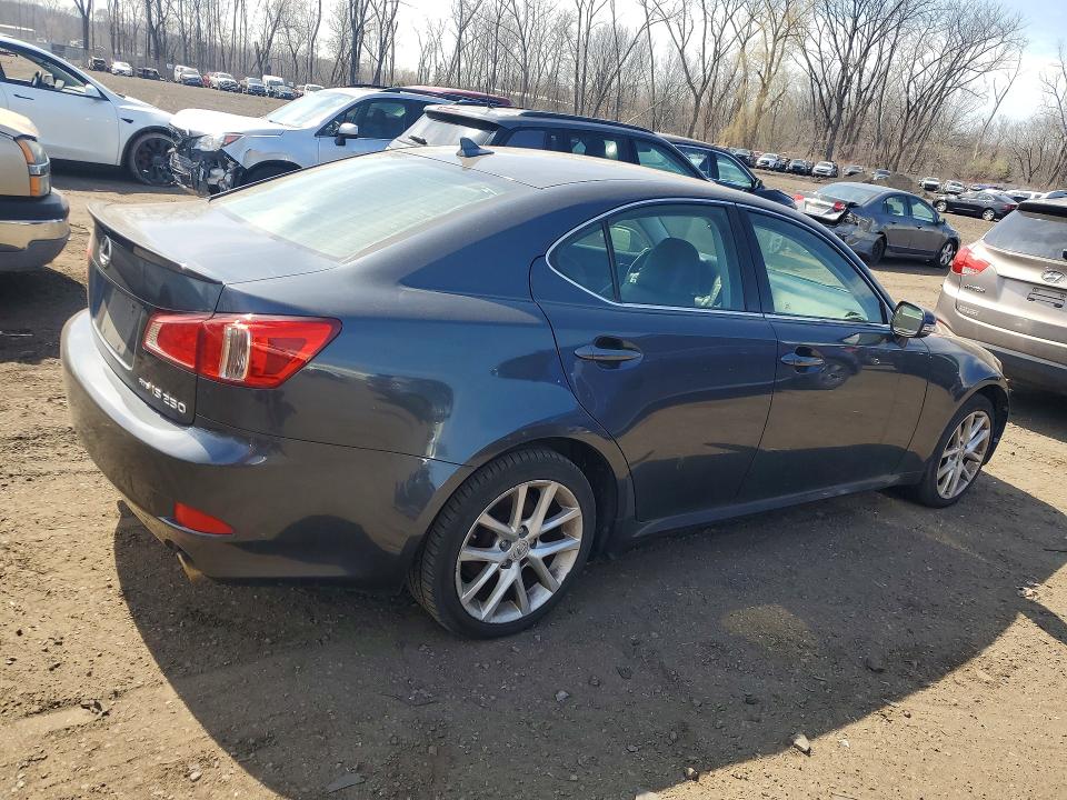46652066 :رقم المزاد ، JTHCF5C28B5047352 vin ، 2011 Lexus Is 250 مزاد بيع