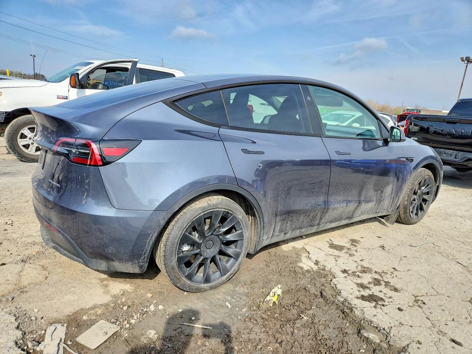 Продаж на аукціоні авто 2023 Tesla Model Y, vin: 7SAYGDEE1PA163147, номер лоту: 47693136