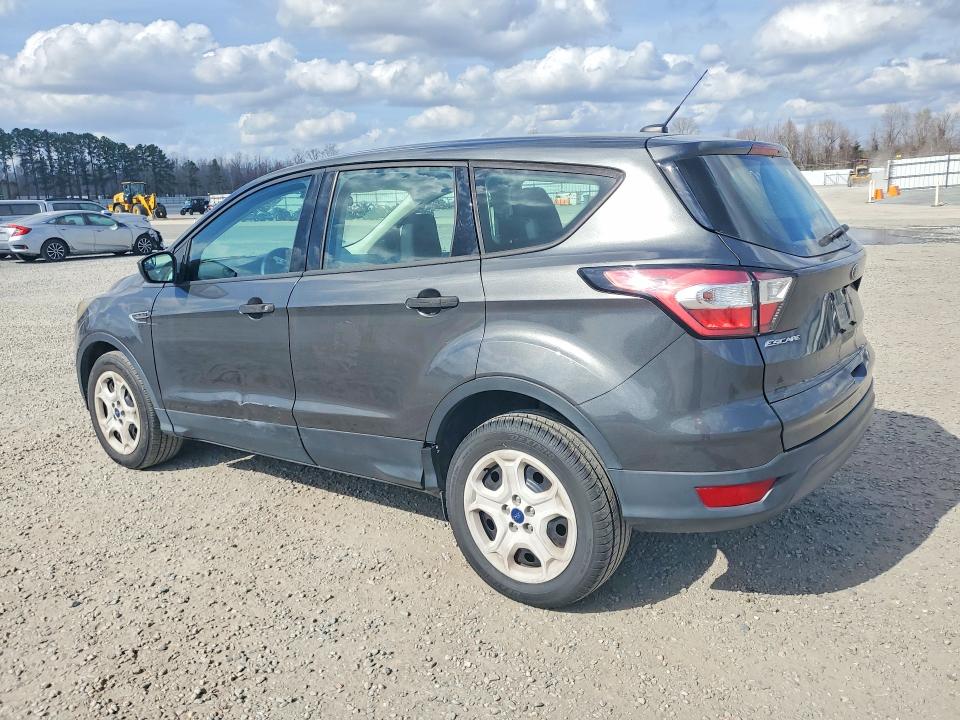 79990885 :رقم المزاد ، 1FMCU0F77JUB58508 vin ، 2018 Ford Escape مزاد بيع