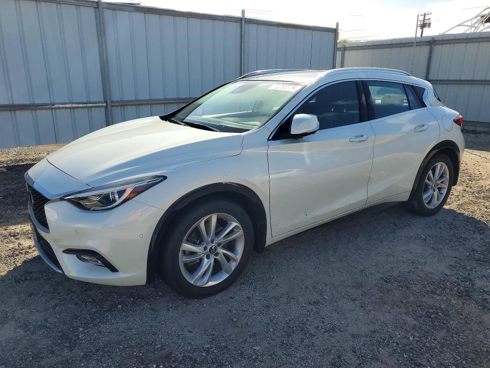 48263226 :رقم المزاد ، SJKCH5CP3JA001972 vin ، 2018 Infiniti Qx30 مزاد بيع