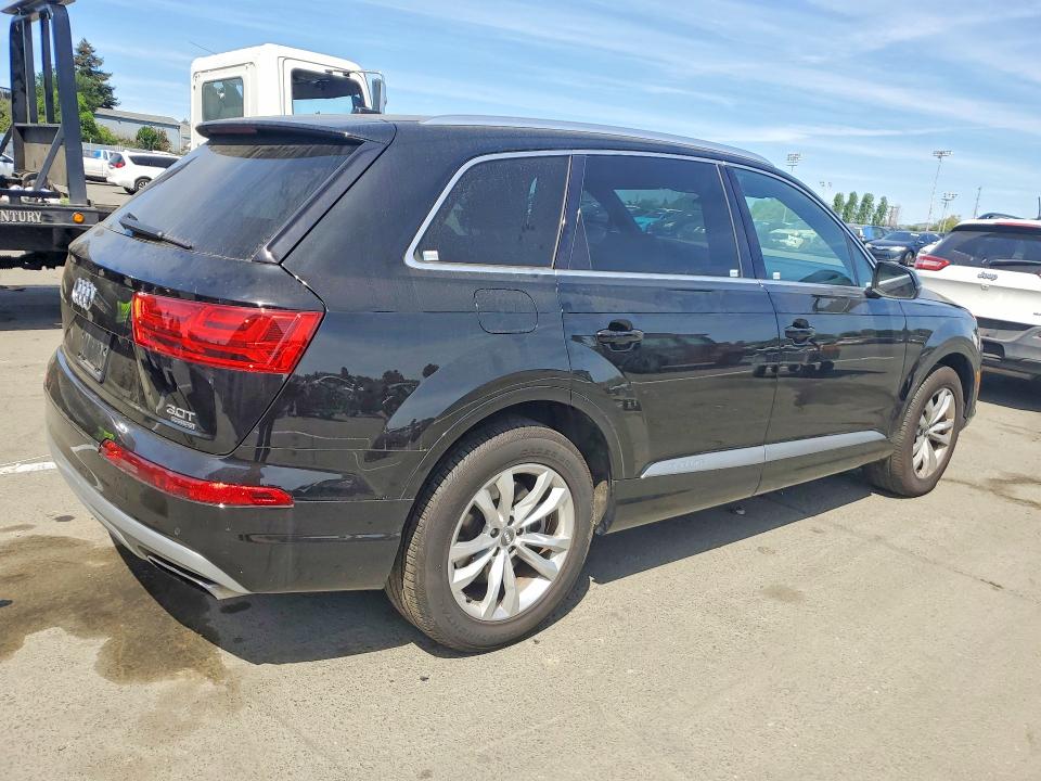 Продаж на аукціоні авто 2017 Audi Q7, vin: WA1AAAF74HD024893, номер лоту: 47376256