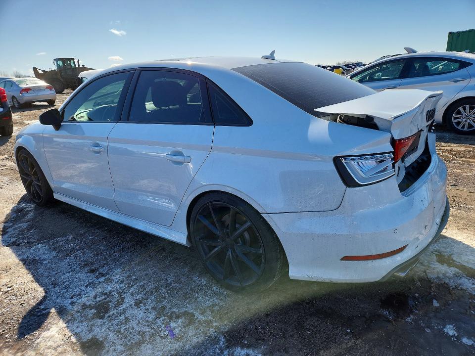 45972676 :رقم المزاد ، WAUB1GFF1G1118067 vin ، 2016 Audi S3 مزاد بيع