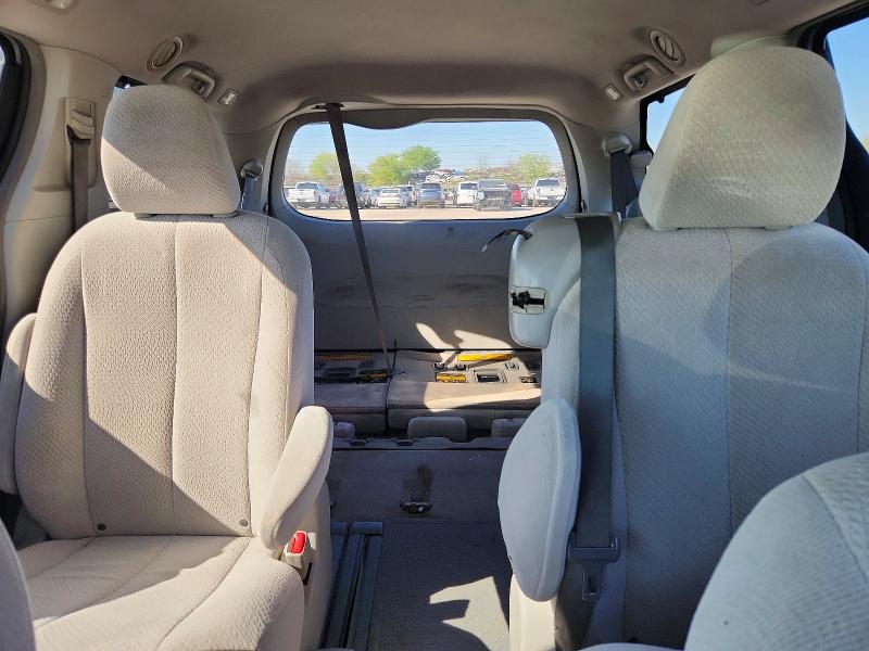 47235616 :رقم المزاد ، 5TDKK3DC8CS264254 vin ، 2012 Toyota Sienna مزاد بيع