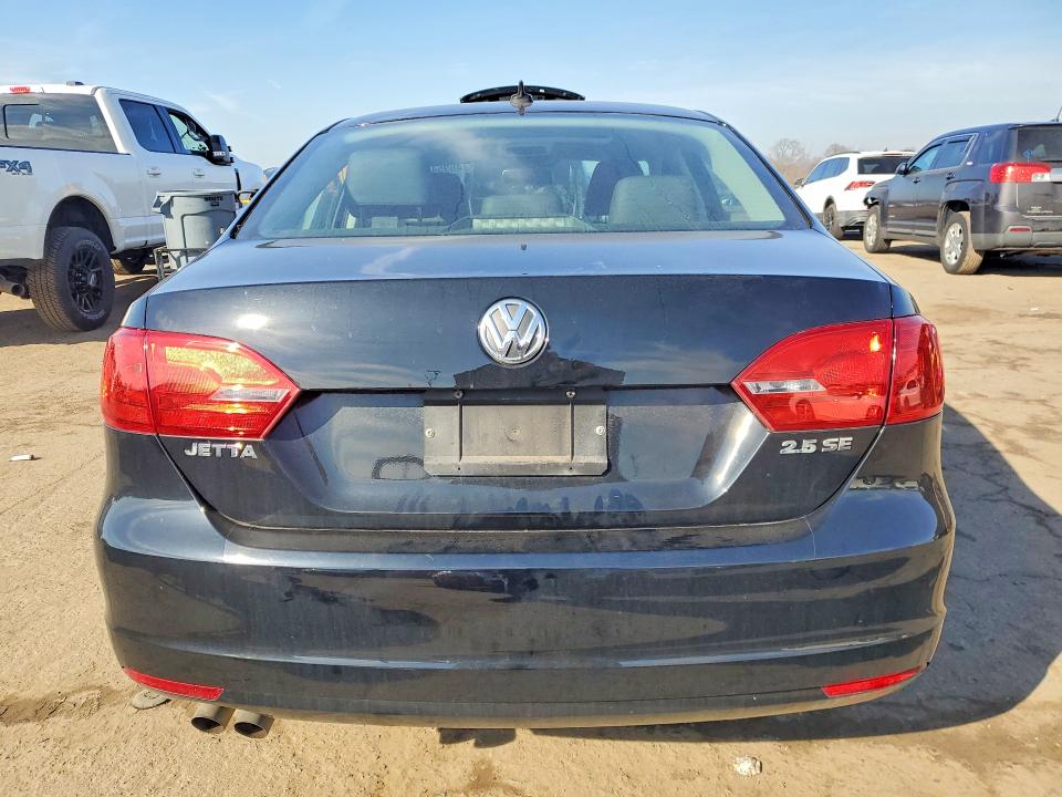 2011 Volkswagen Jetta მანქანა იყიდება აუქციონზე, vin: 3VWDZ7AJ5BM036738, აუქციონის ნომერი: 46954536