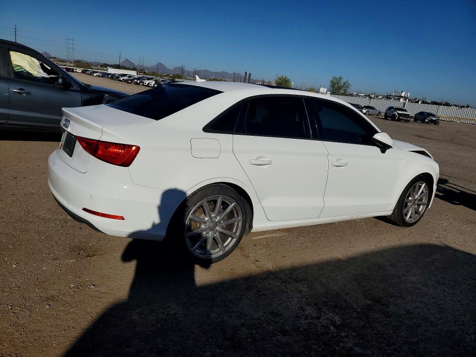 Продажа на аукционе авто 2016 Audi A3, vin: WAUA7GFF3G1075605, номер лота: 45565056