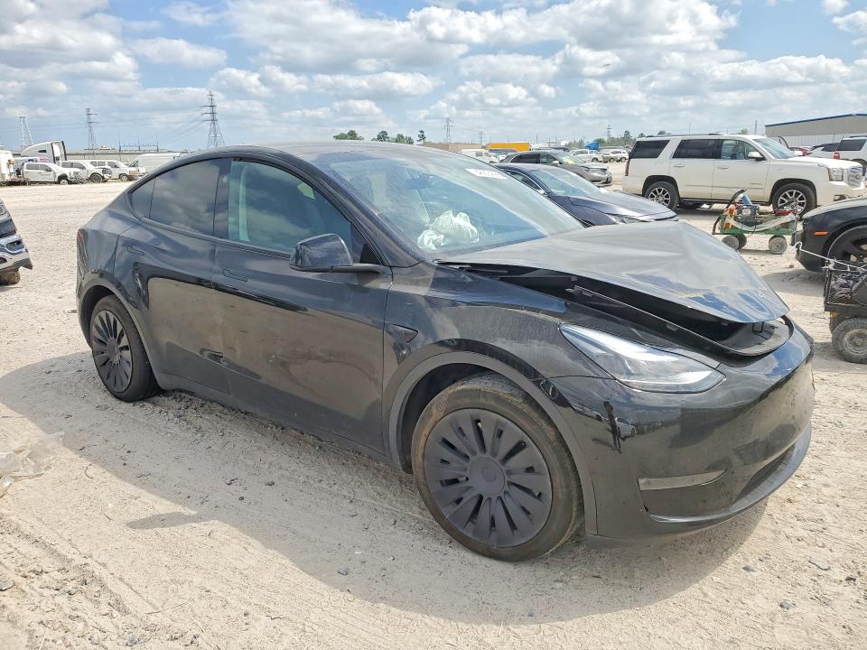 46674086 :رقم المزاد ، 7SAYGDEEXRA299795 vin ، 2024 Tesla Model Y مزاد بيع