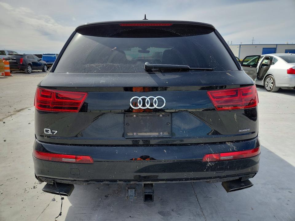 2017 Audi Q7 მანქანა იყიდება აუქციონზე, vin: WA1LHAF77HD056323, აუქციონის ნომერი: 46124806