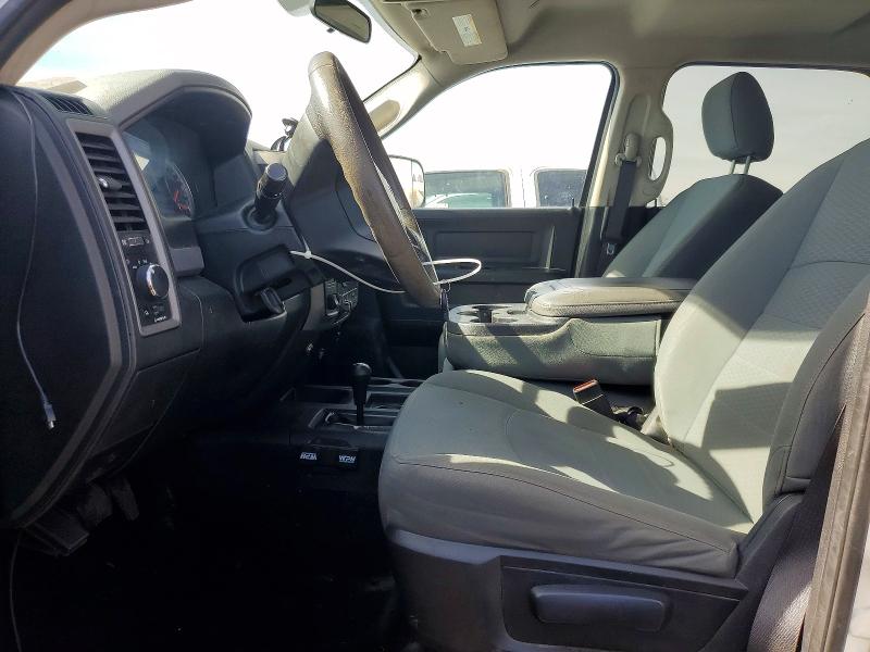 41669906 :رقم المزاد ، 3C6UR5CLXHG694236 vin ، 2017 Ram 2500 مزاد بيع