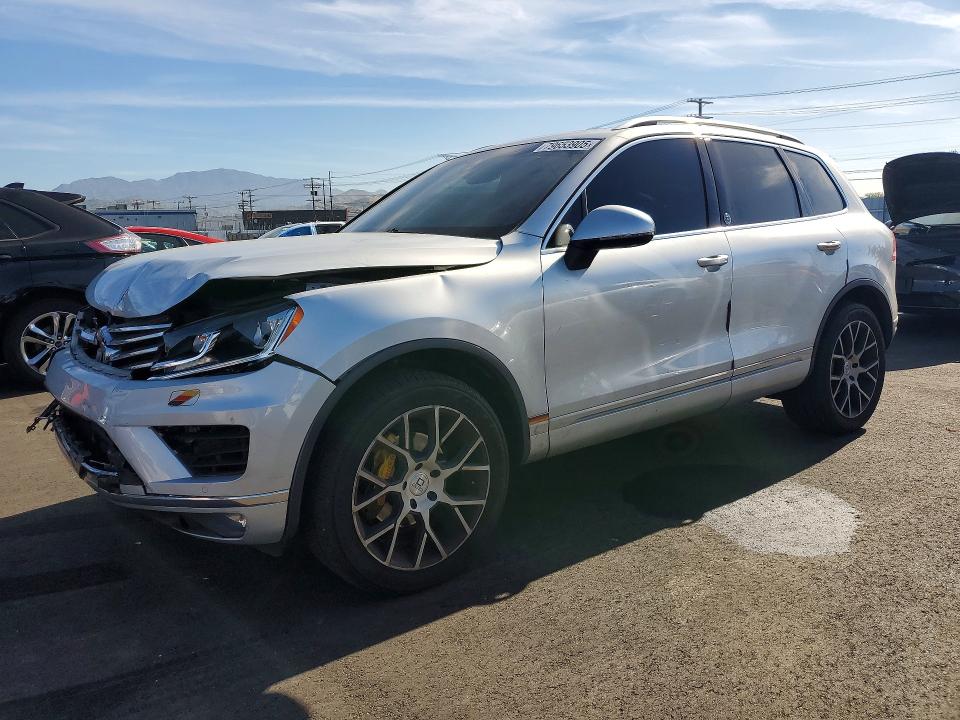 Aukcja sprzedaży 2017 Volkswagen Touareg, vin: WVGRF7BP7HD004488, numer aukcji: 79653905