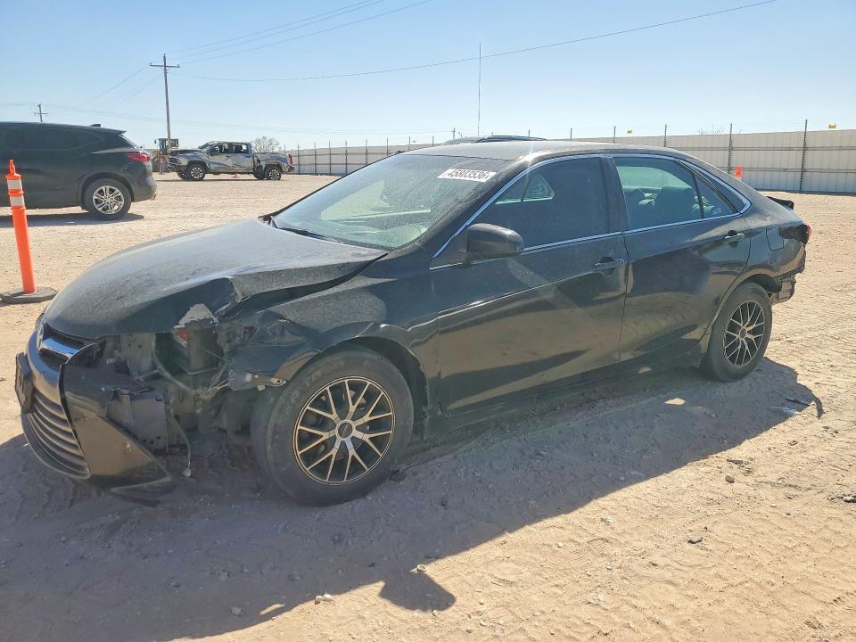 45803536 :رقم المزاد ، 4T4BF1FK5FR481999 vin ، 2015 Toyota Camry مزاد بيع